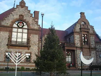 Wellesley town hall decorations