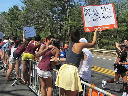 Wellesley College Scream Tunnel sign