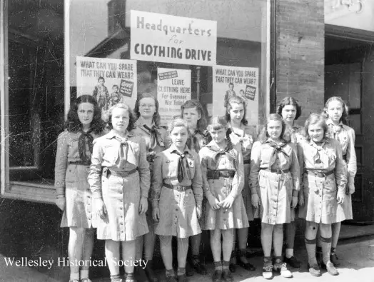 Wellesley Girl Scouts, 1944 