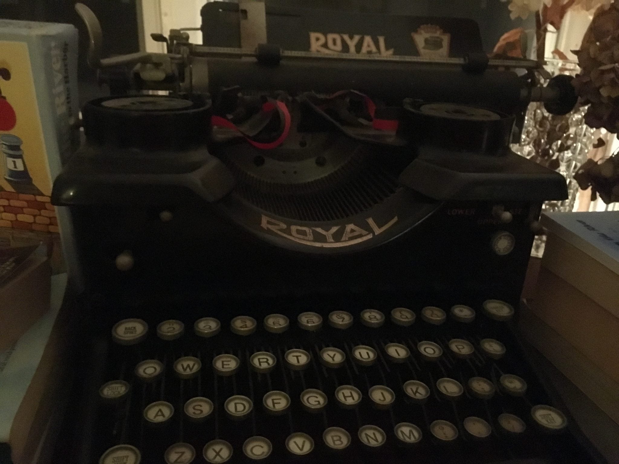 swellesley-typewriter