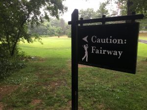 nehoiden golf course caution sign