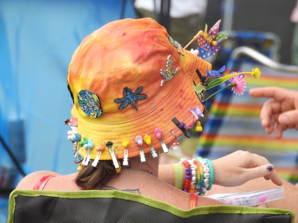 Levitate hat