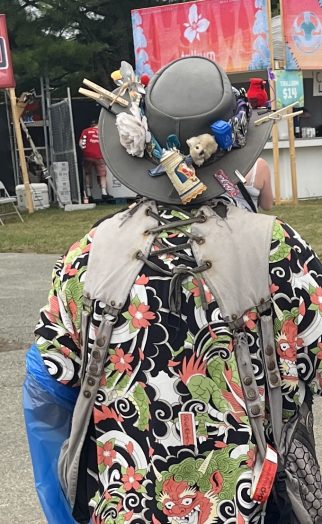 Levitate hat