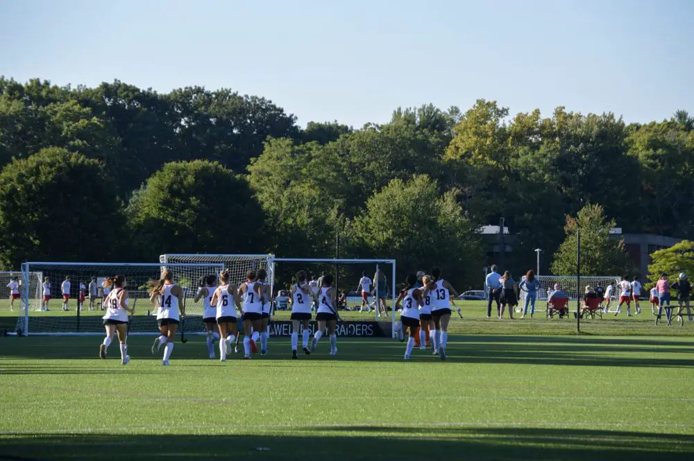 Wellesley v Weston field hockey