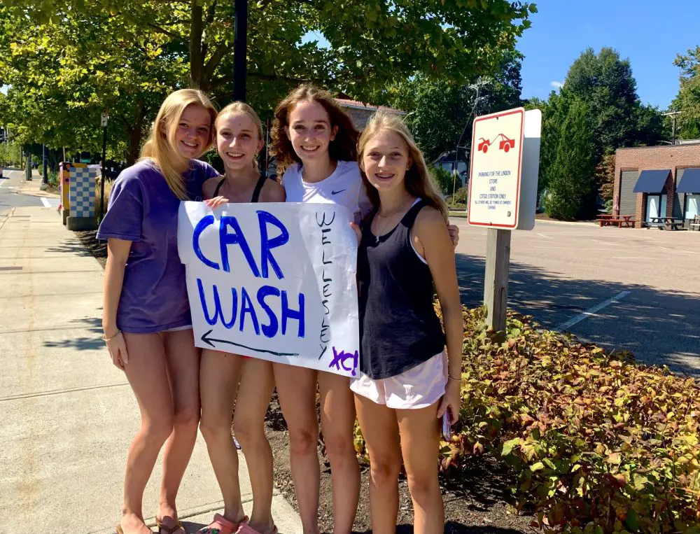 Wellesley Cross Country team car wash