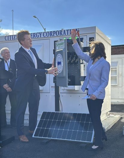 Joe Kennedy & Marybeth Martello flip the switch to power up the BESS.