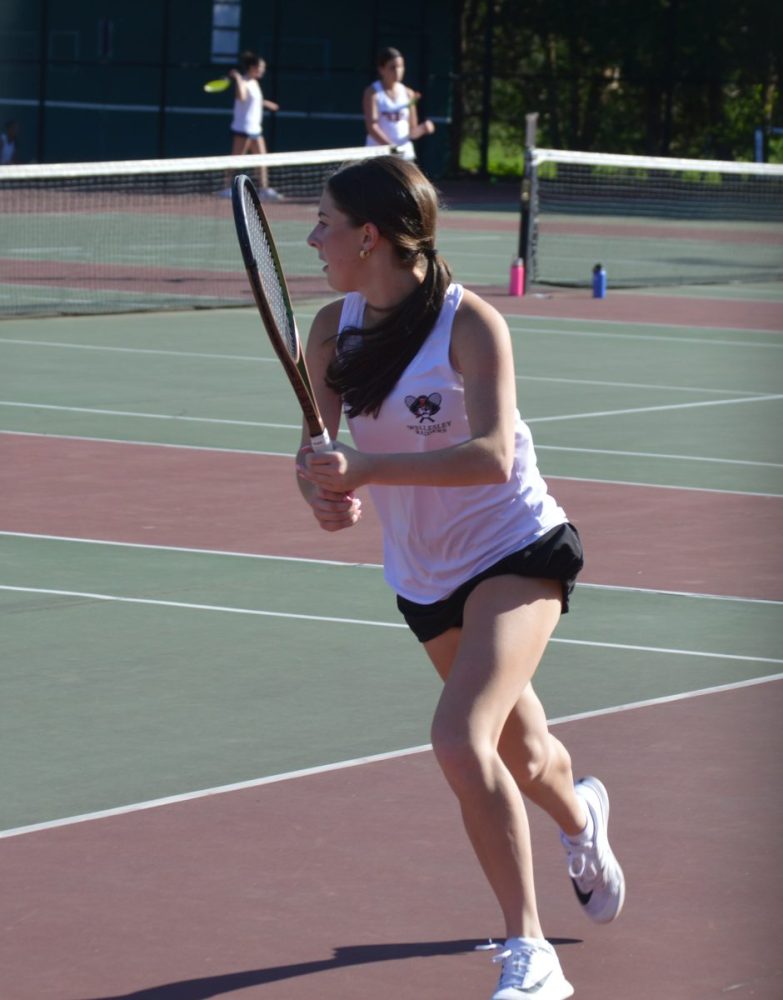 Bella Gopen girls tennis