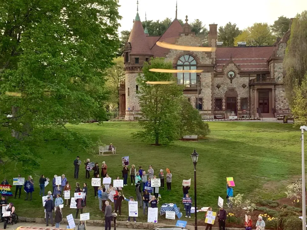 May Day protest, Wellesley
