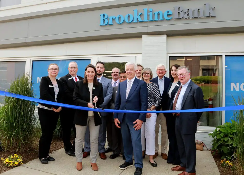 Brookline Bank, Wellesley