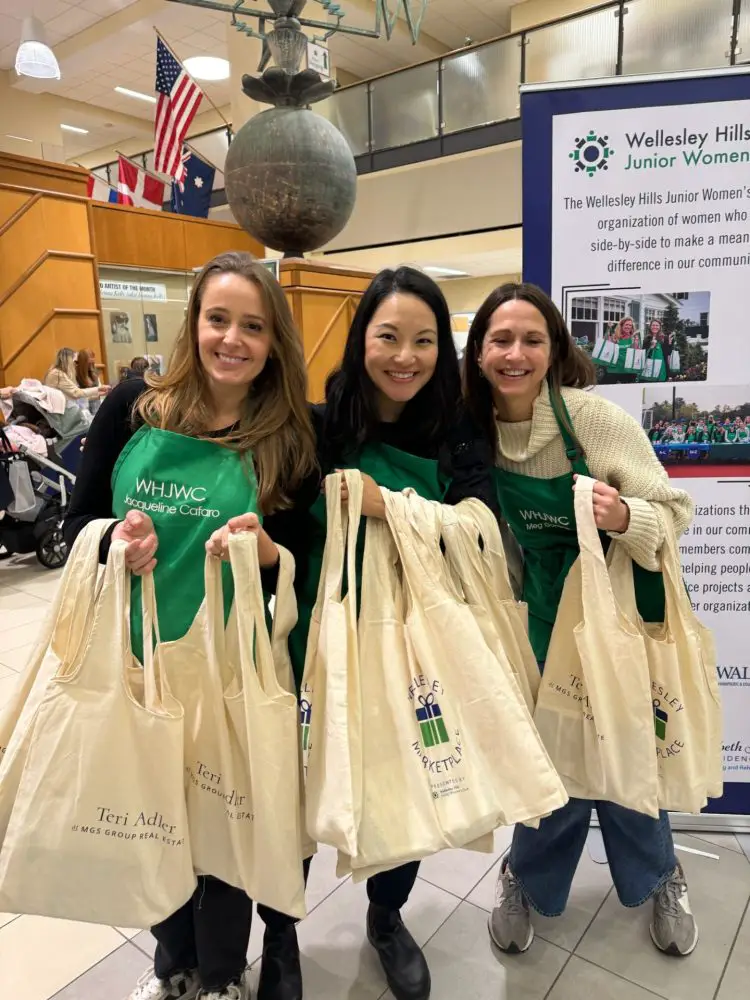 Wellesley Marketplace, 2025