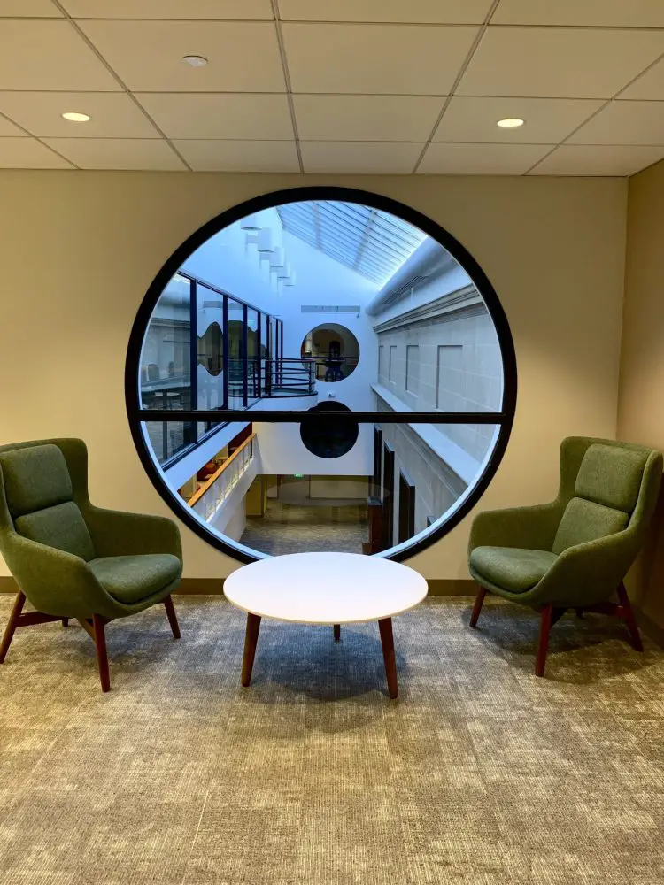 Wellesley College, Clapp Library