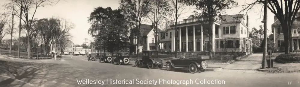 Wellesley Inn (Wellesley Historical Society Photograph Collection)