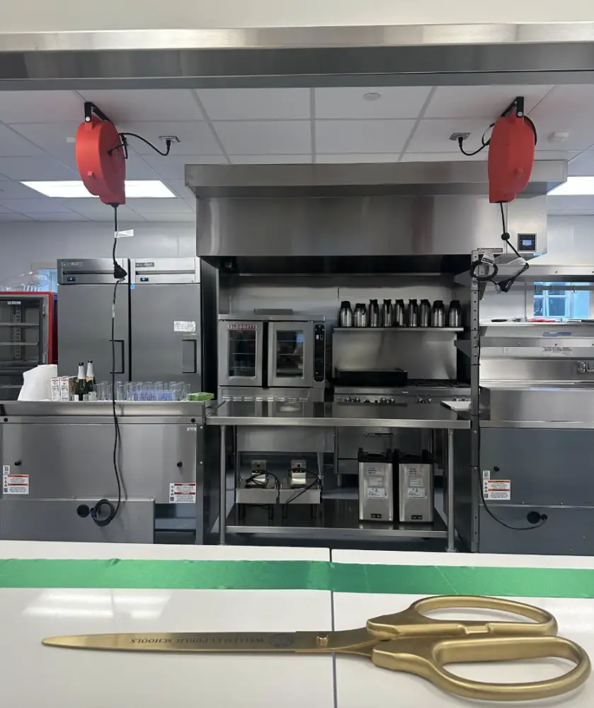 tolles campana kitchen